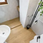 Cozy Wilson * Bukurešť