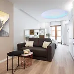 Cozy Wilson Bukurešť