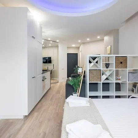 Cozy Wilson * Bucharest