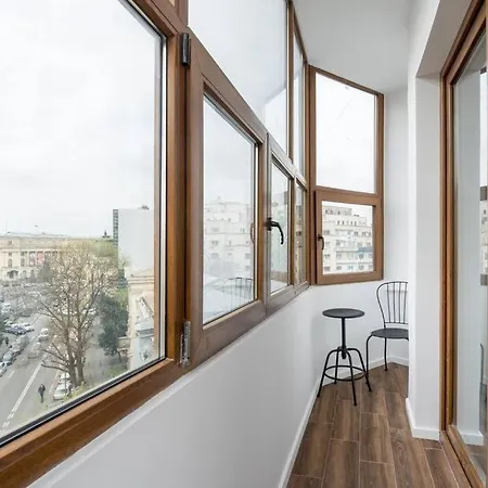 Cozy Wilson Bucharest